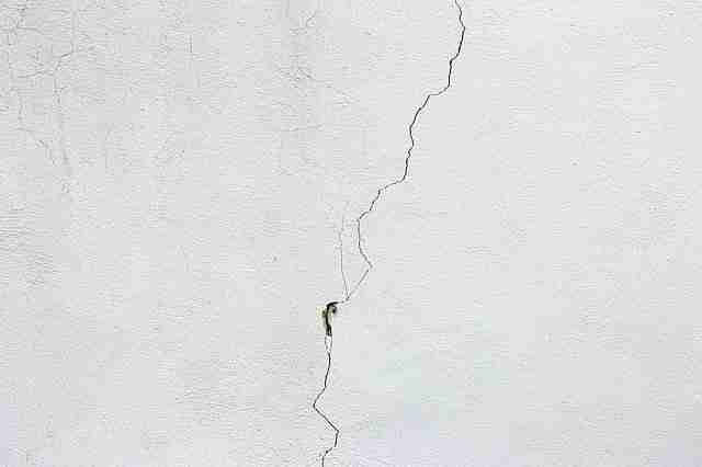 malfaçon fissure maison vaucluse